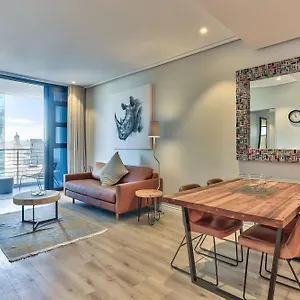 Elegant In The Cape Town
